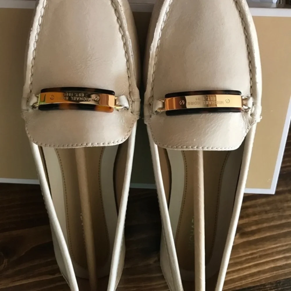 NWB Michael Kors Tan Leather Slip Ons 5.5